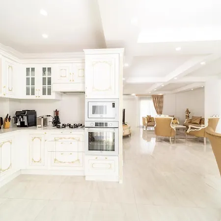 Вилла Brand New With Full Amenities *